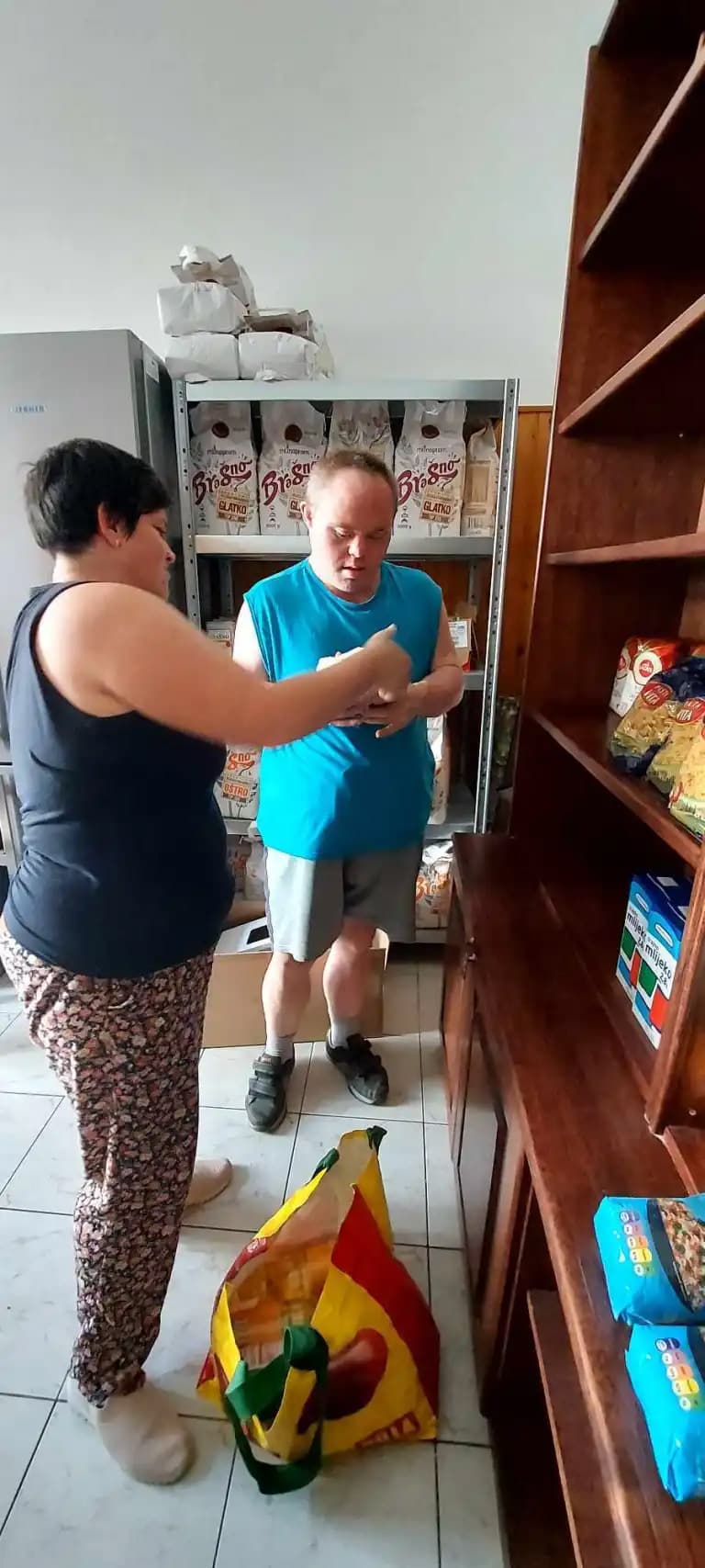 Članovi daruvarske Udruge „Korak dalje“ dug društvu vraćaju inkluzivnim volontiranjem - slika 3
