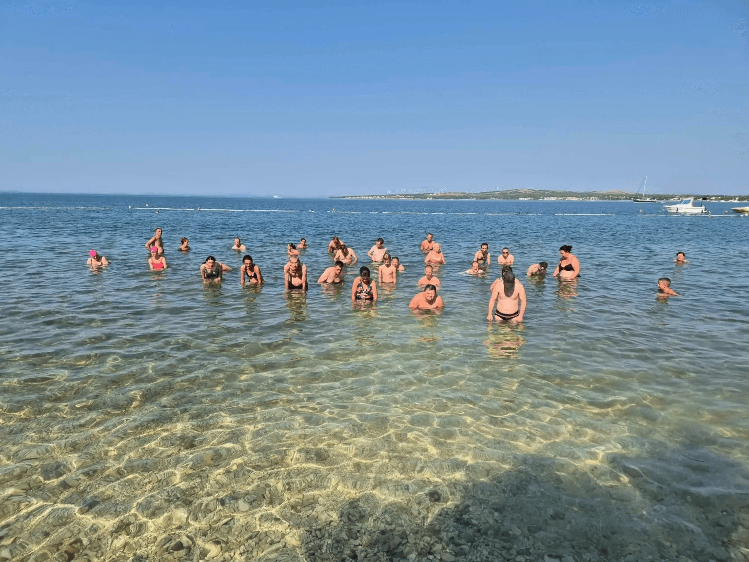 Ljetovanje iz snova: Ekipa iz vukovarske „Golubice“ ludo se provela na Viru - slika 1