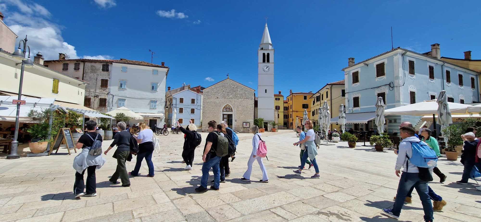 Nezaboravan dan na Brijunima, osobe s intelektualnim teškoćama, roditelji i volonteri u avanturi punoj ljubavi i zajedništva - slika 4