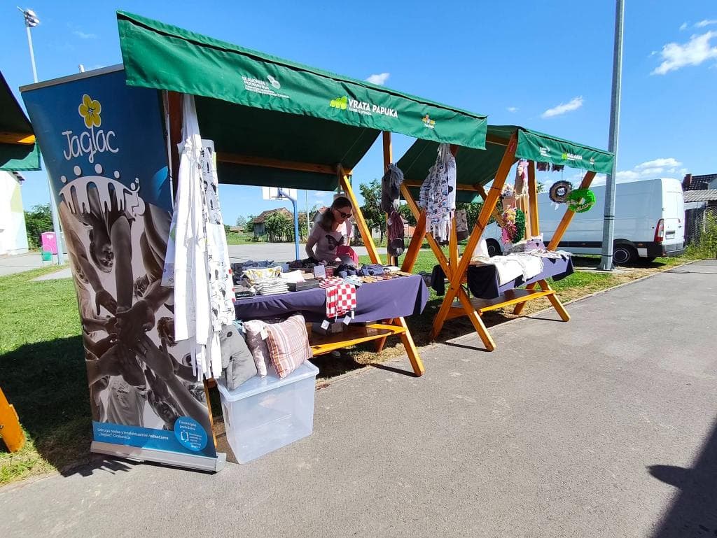Udruga “Jaglac”predstavila svoje proizvode na brojnim događanjima - slika 2