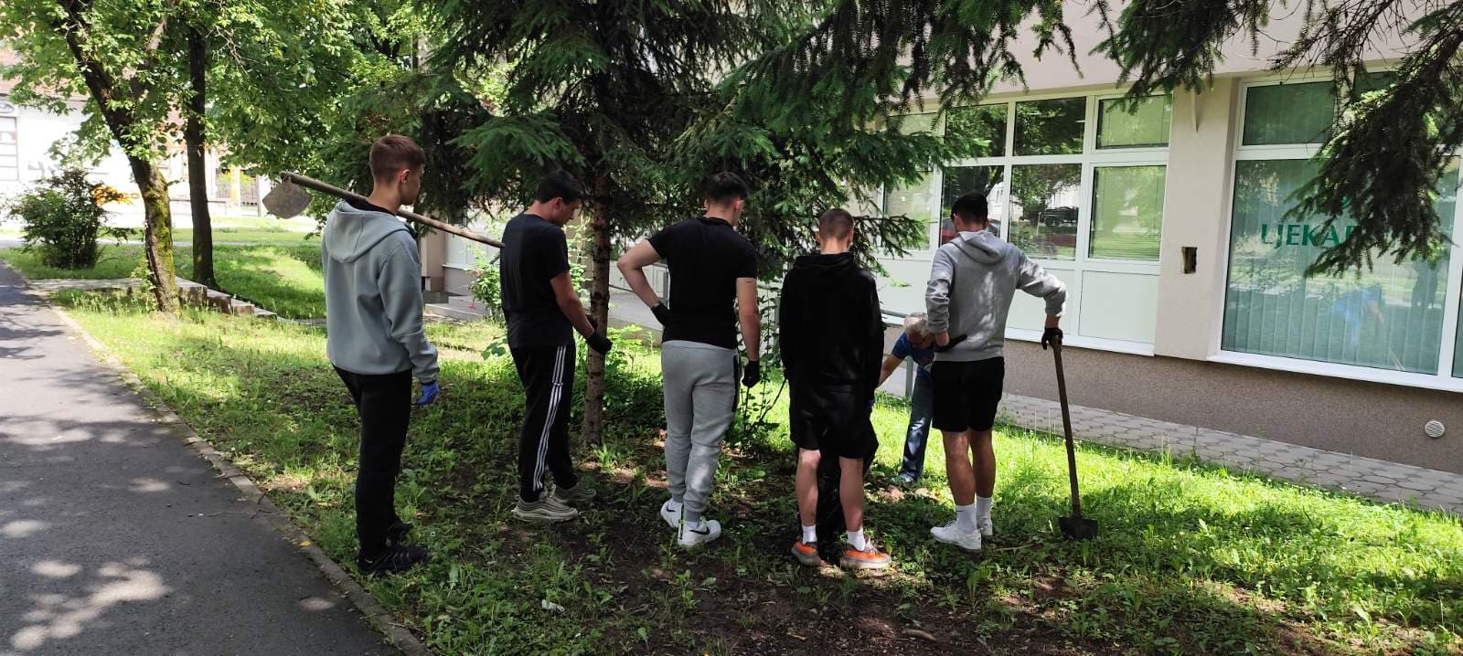 Održana volonterska akcija “Za ljepši okoliš” - slika 1