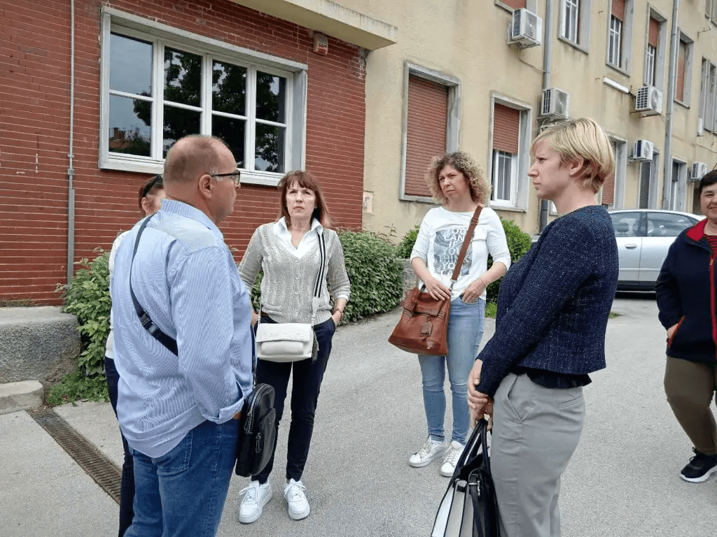 Izložba od recikliranih materijala Centra za inkluziju Labin - slika 23