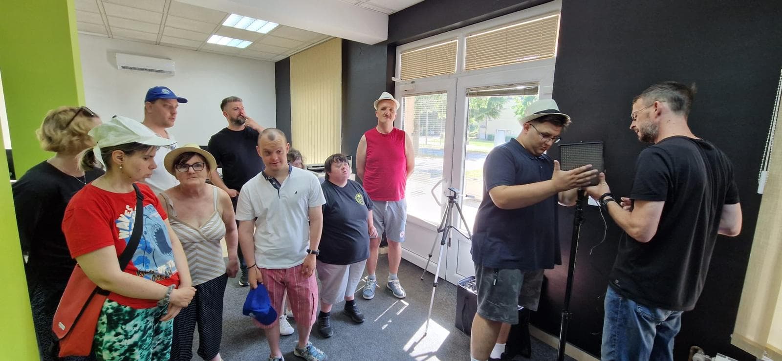 Članovi Udruge OSIT Bjelovar sudjeluju u radionici fotografije pod vodstvom snimatelja - slika 7