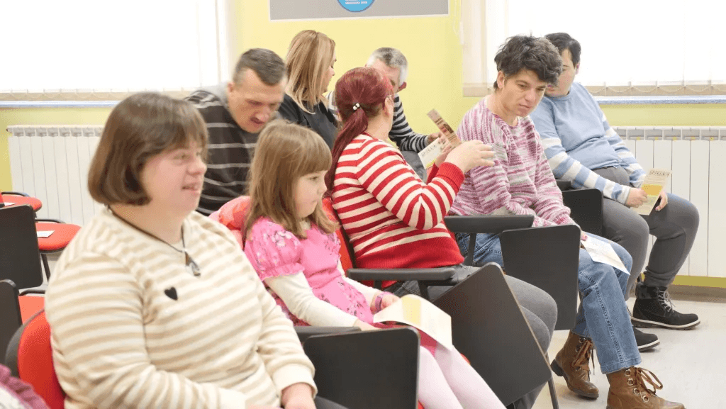 II. okrugli stol u sklopu projekta “Ne tražimo sažaljenje, tražimo priliku“ - slika 13