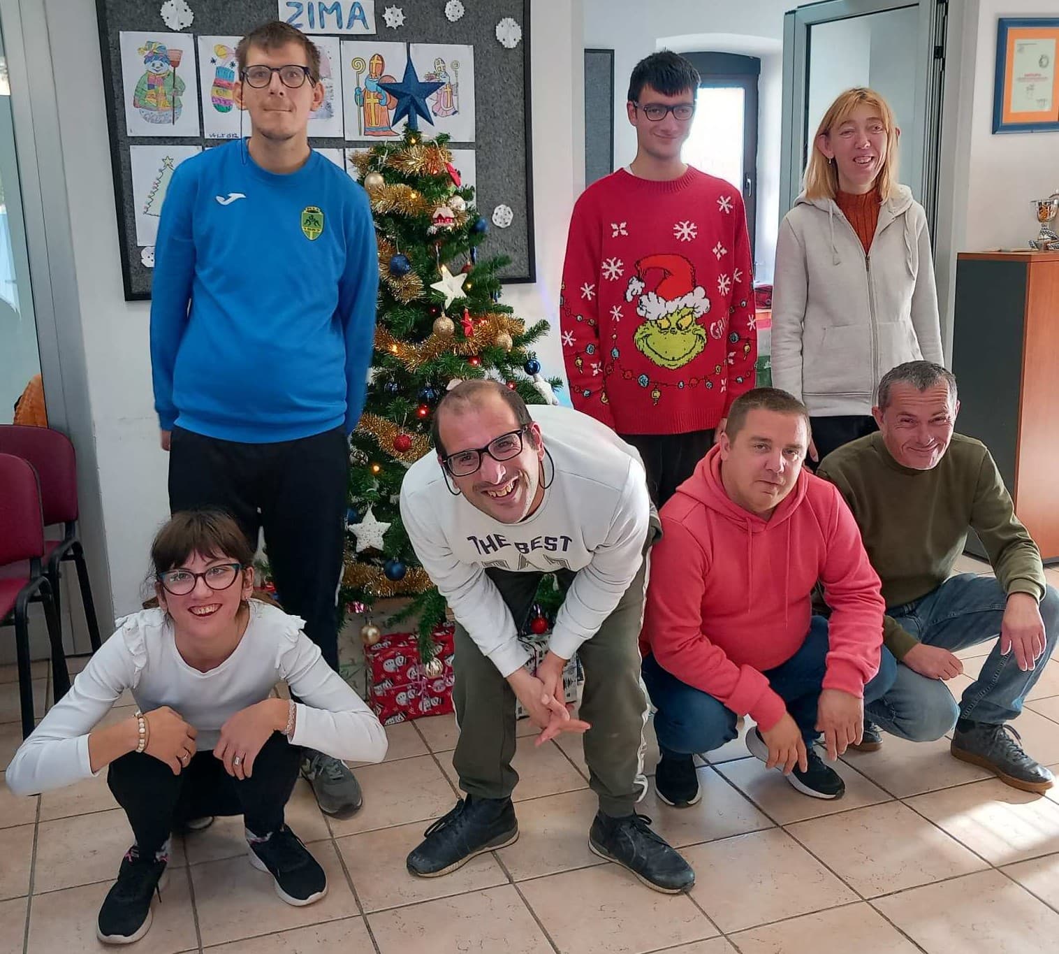 „Božićna priredba“ Udruge osoba s intelektualnim teškoćama Istre (UOITI) te Centra za inkluziju i podršku u zajednici - slika 2