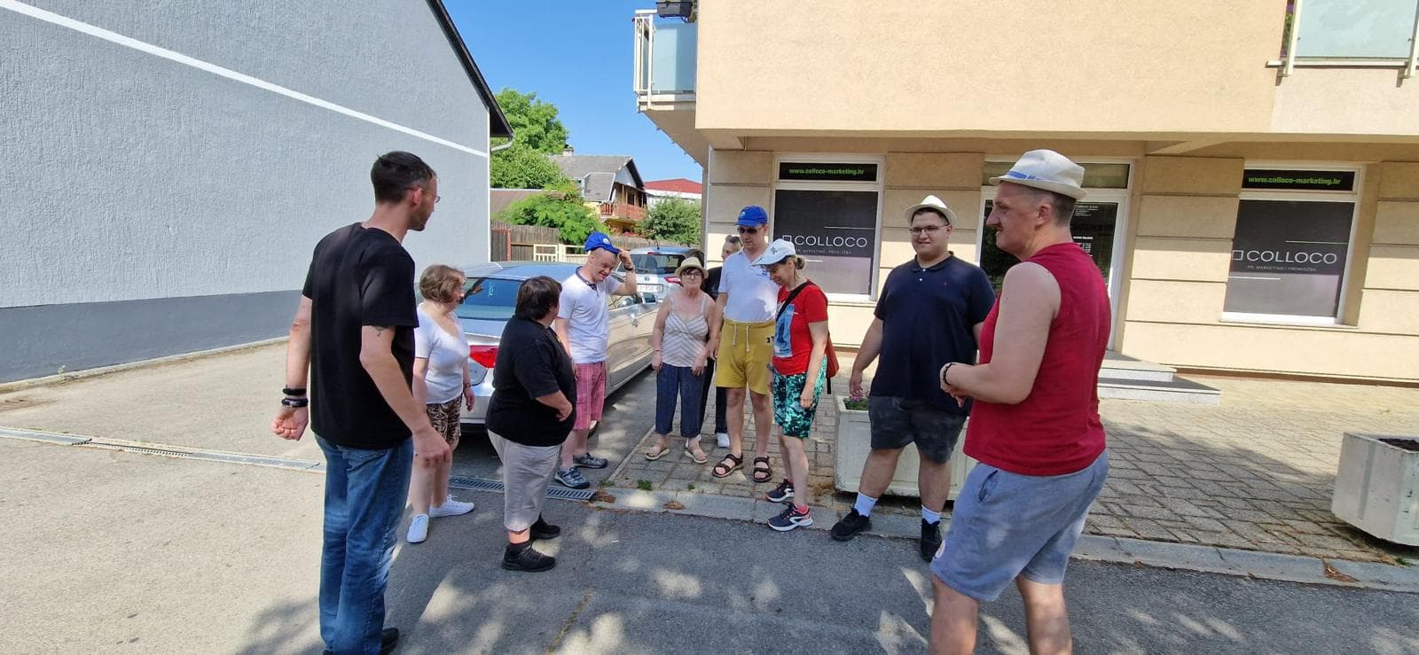 Članovi Udruge OSIT Bjelovar sudjeluju u radionici fotografije pod vodstvom snimatelja - slika 1