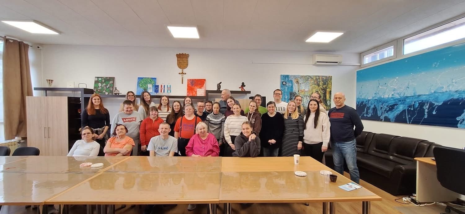 Studenti Edukacijske rehabilitacije boravili u UZOSIO Golubica - slika 1