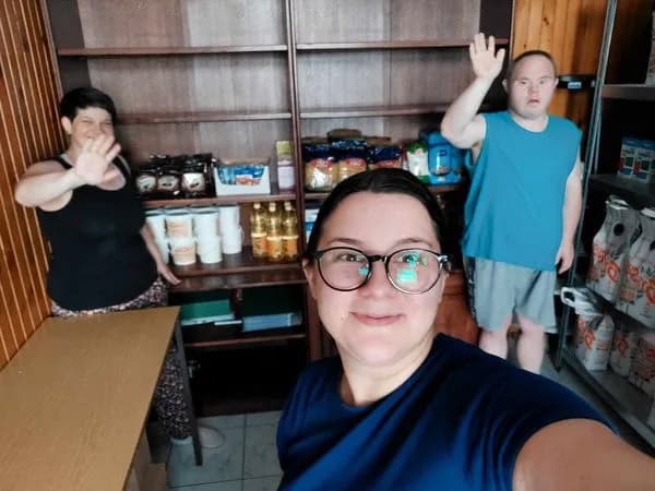 Članovi daruvarske Udruge „Korak dalje“ dug društvu vraćaju inkluzivnim volontiranjem - slika 5