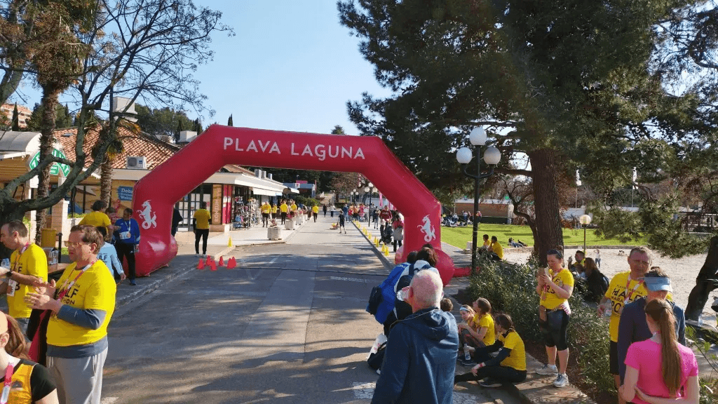 Doprinosim! Javna prezentacija tijekom održavanja Plava Laguna Polumaratona u Poreču - slika 3