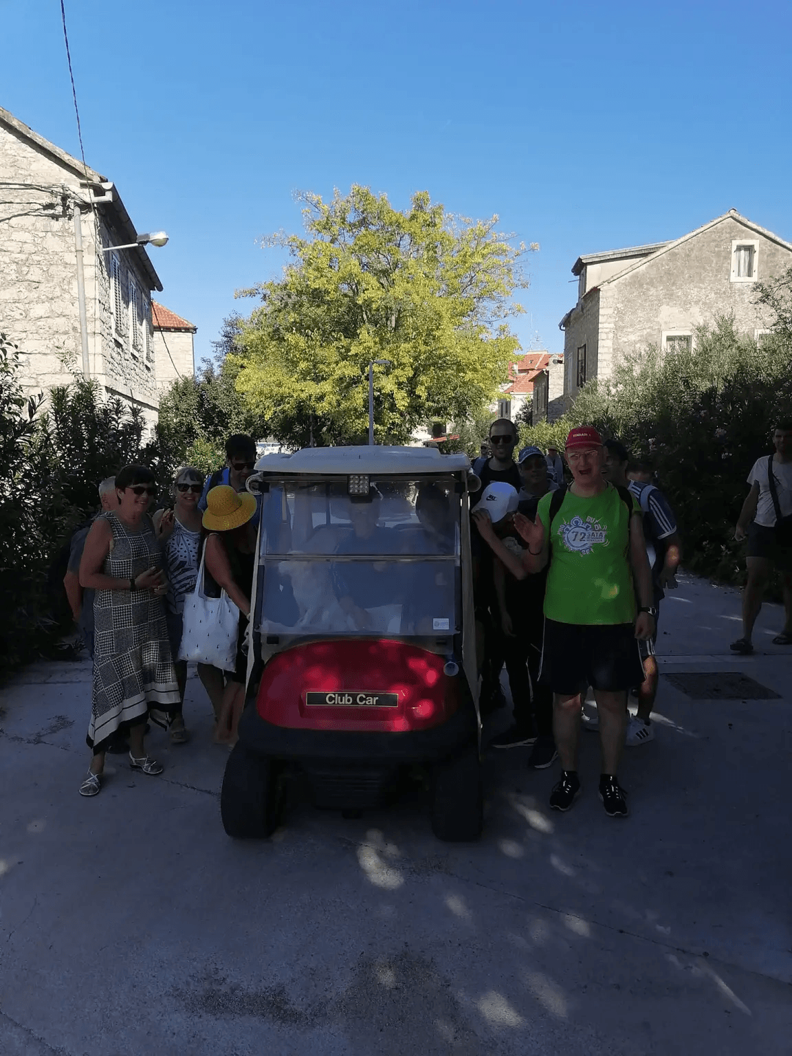 Izlet korisnika udruge Zvono na Zlarin - Važnost druženja i aktivnosti za osobe s intelektualnim teškoćama - slika 7