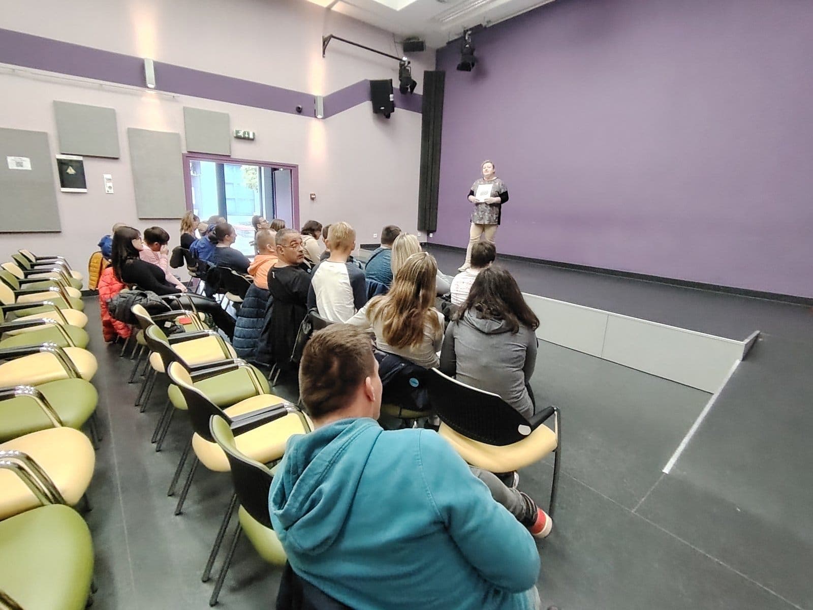 Radionica u Gradskoj knjižnici - Komunikacija bez tehnologije i važnost govora - slika 2