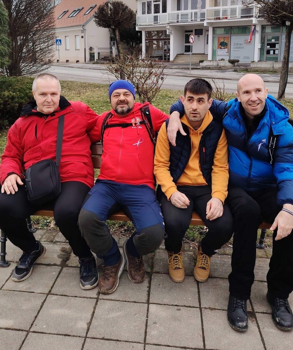 „Naši anđeli“ iz Čazme s planinarima i HGSS-ovcima skupili 350.000 koraka i podigli svijest o epilepsiji - slika 3