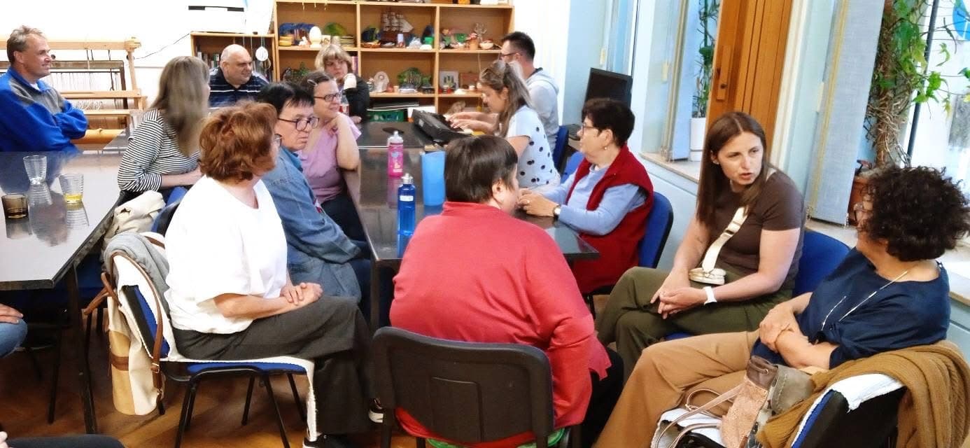 Razmjena iskustava kao temelj kvalitetne podrške: zašto su susreti roditelja, skrbnika i stručnjaka ključni u radu s osobama s intelektualnim teškoćama - slika 5