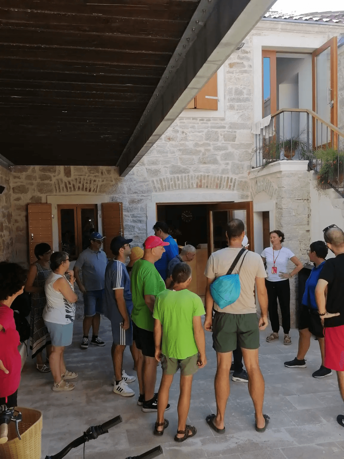 Izlet korisnika udruge Zvono na Zlarin - Važnost druženja i aktivnosti za osobe s intelektualnim teškoćama - slika 3