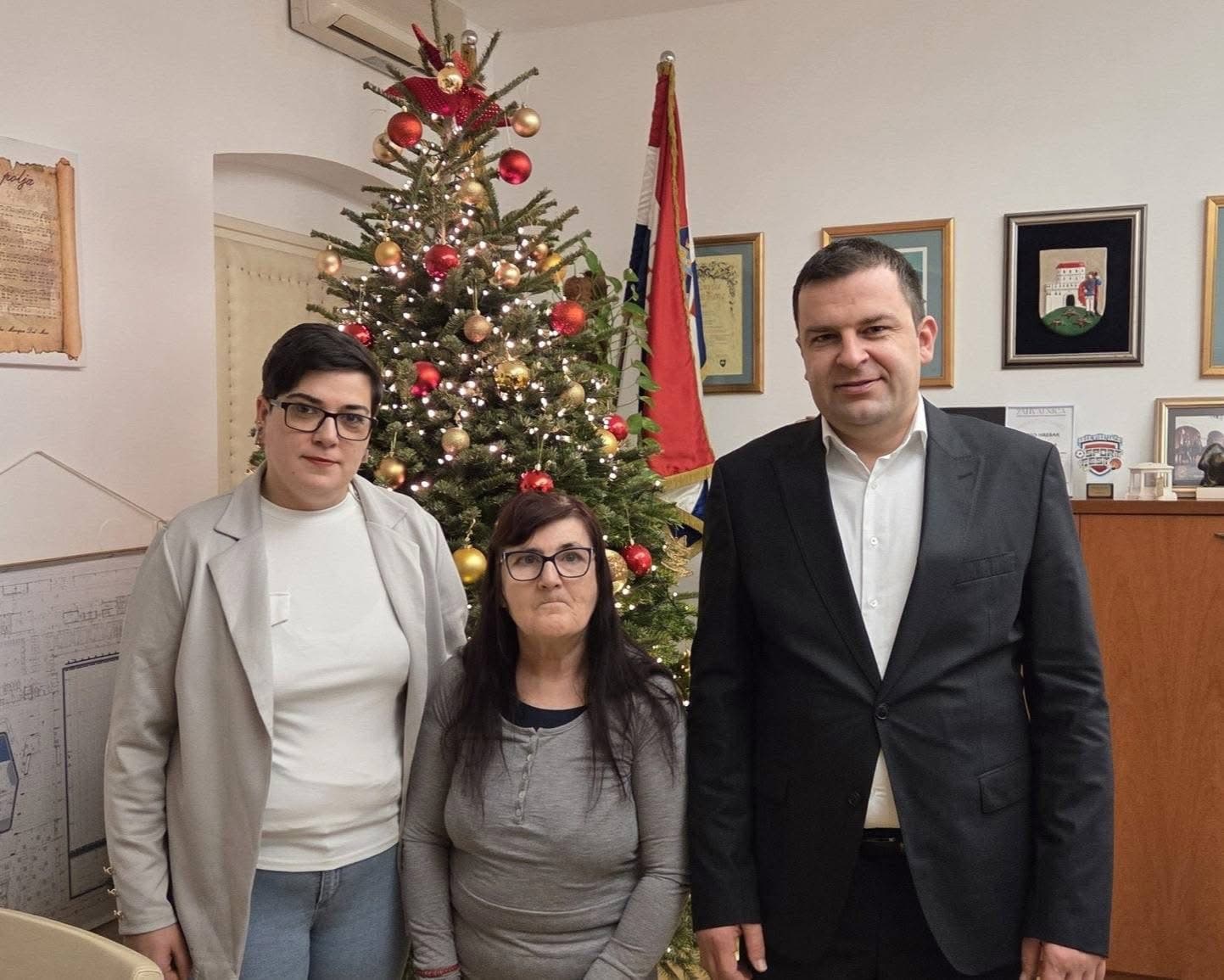 Grad Bjelovar nastavlja blagdansku tradiciju darivanja Udruge OSIT