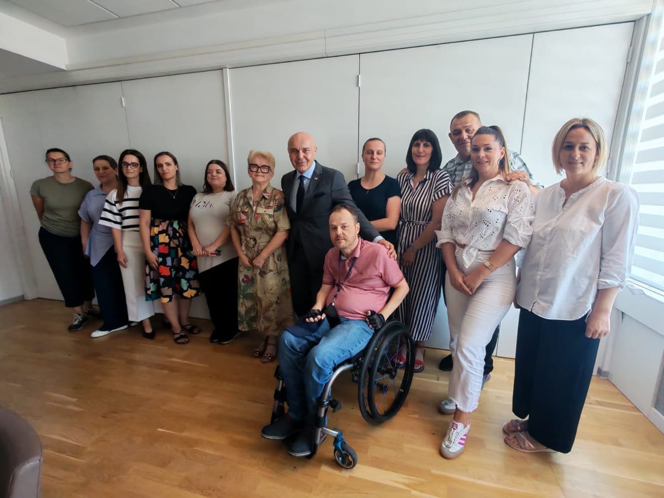 Osobnim asistentima jednaka plaća u udrugama i ustanovama socijalne skrbi