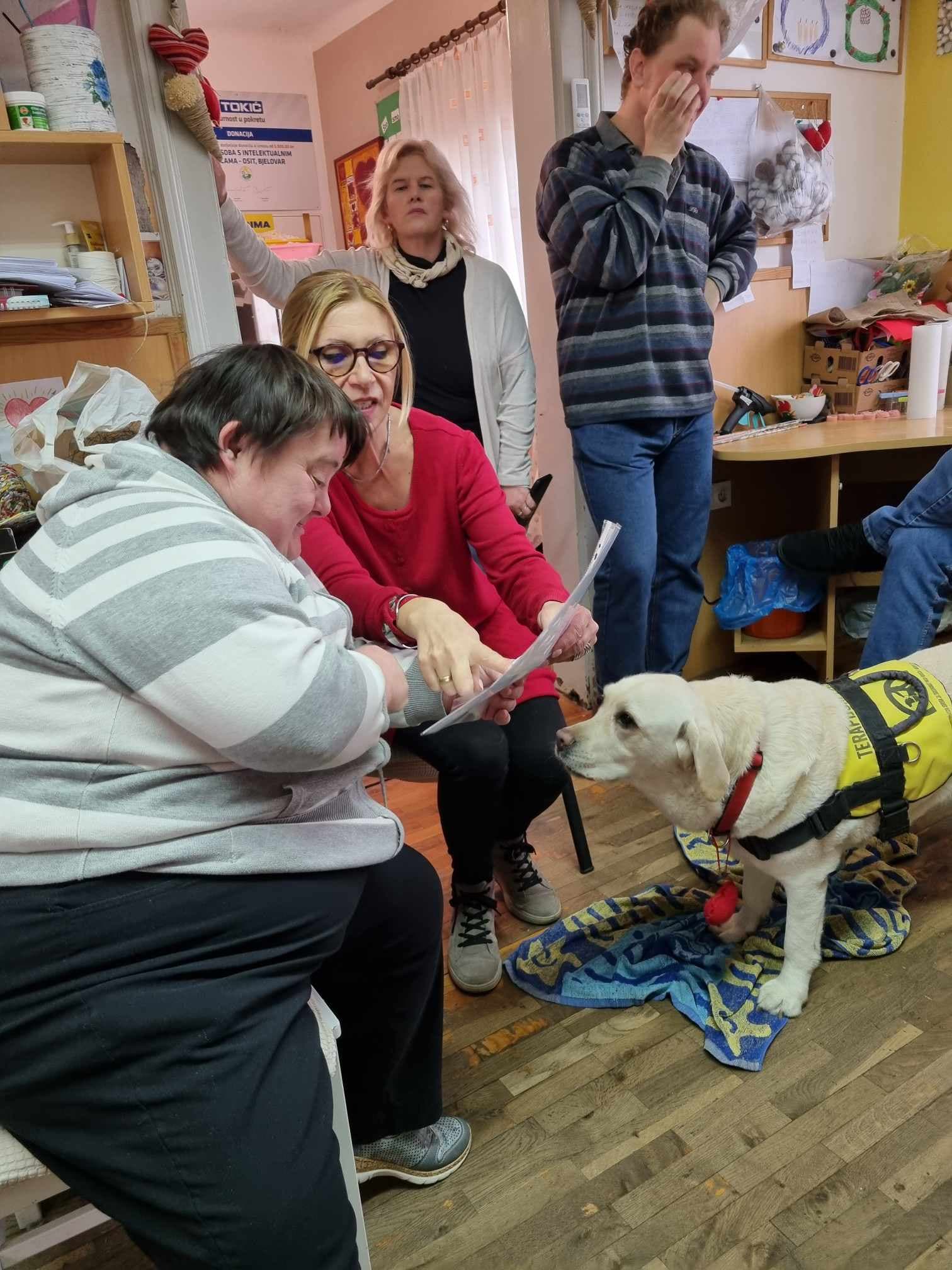 Nataša i Luna redovne su gošće u Udruzi OSIT Bjelovar: ‘‘Uživamo u svakom susretu, to vrijeme u nama ostaje zauvijek’’ - slika 6