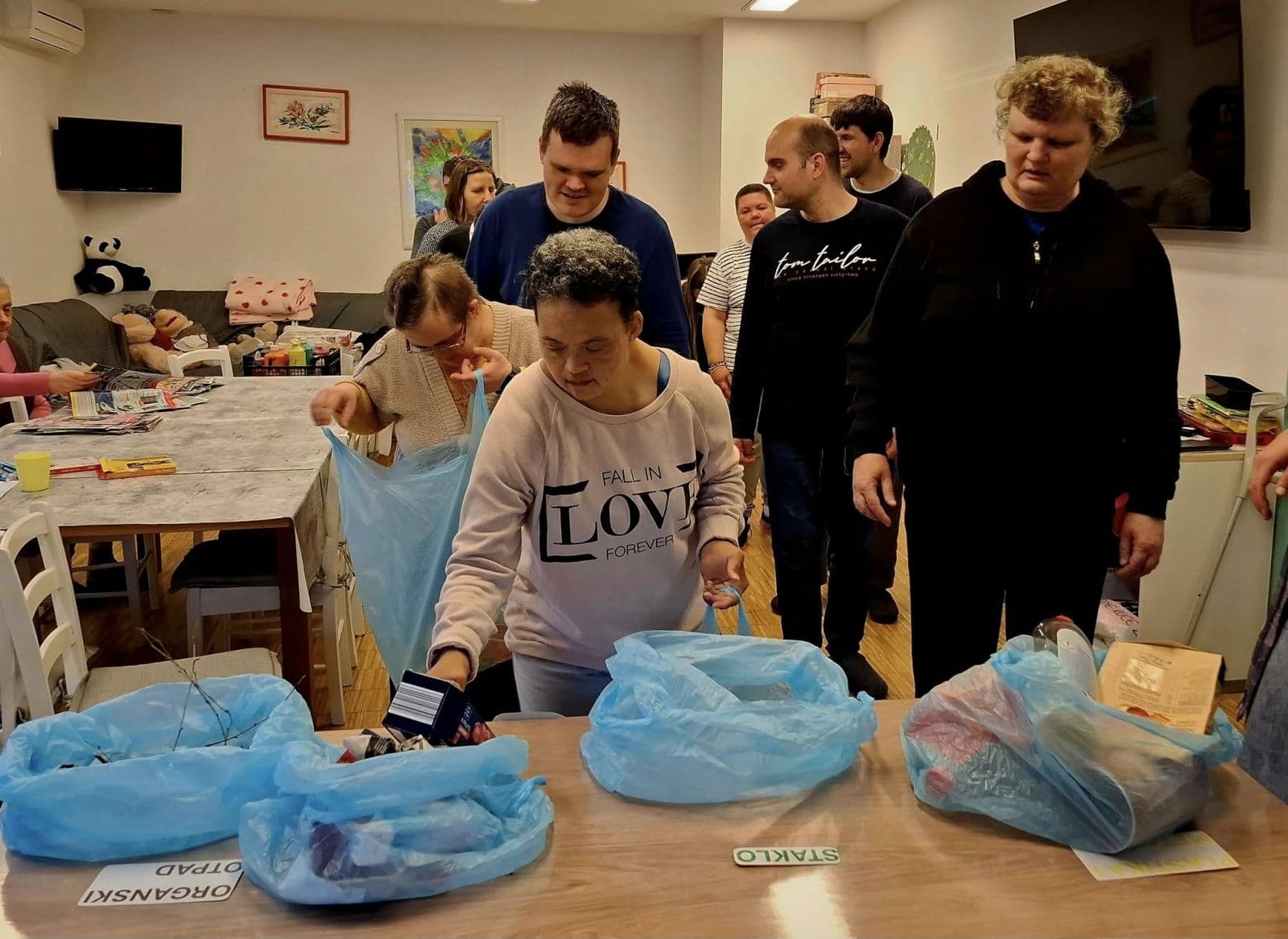 Zagrebačka udruga educira o otpadu: Kroz igru do održivije budućnosti - slika 1