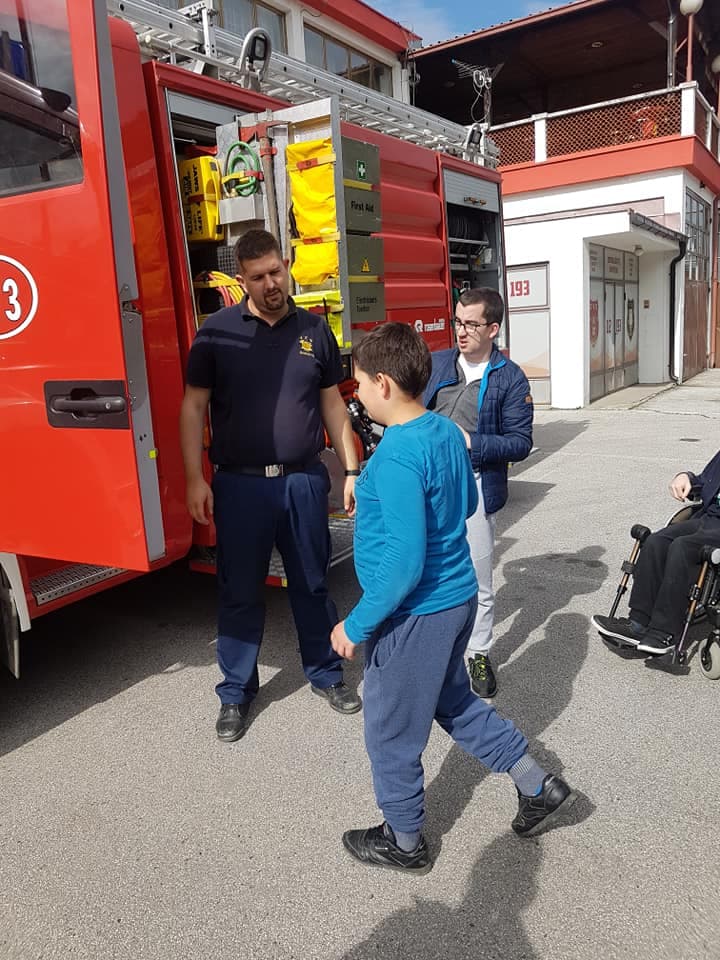 Zahvaljujući svojim prijateljima vatrogascima, đakovački „nevenovci“ love bon od 1000 eura - slika 3