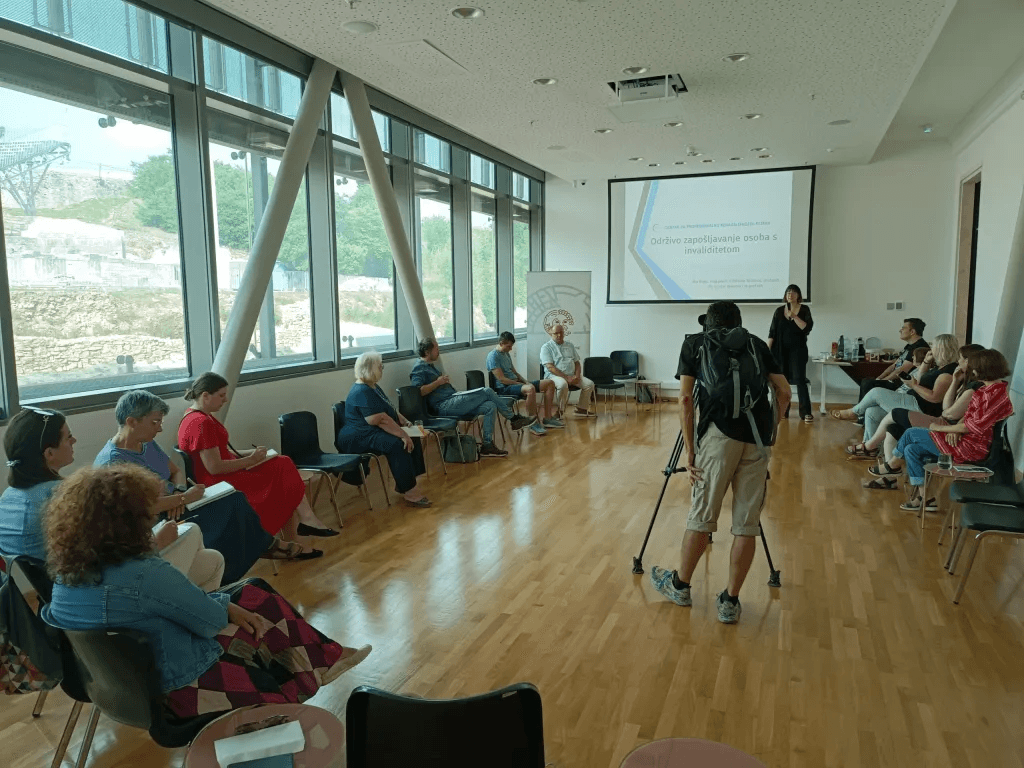 Okrugli stol “Inkuzivne socijalne usluge - radno uključivanje i zapošljavanje osoba s invaliditetom - slika 6