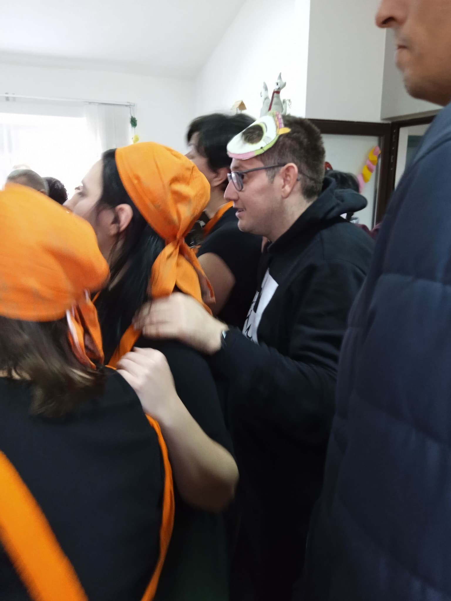 SUDJELOVANJE KORISNIKA UDRUGE OSOBA S INTELEKTUALNIM TEŠKOĆAMA SRCE RIJEKA NA MAŠKARANOJ FEŠTI U ORGANIZACIJI CENTRA ZA INKLUZIJU I PODRŠKU U ZAJEDNICI - POLUDNEVNI BORAVAK LABIN