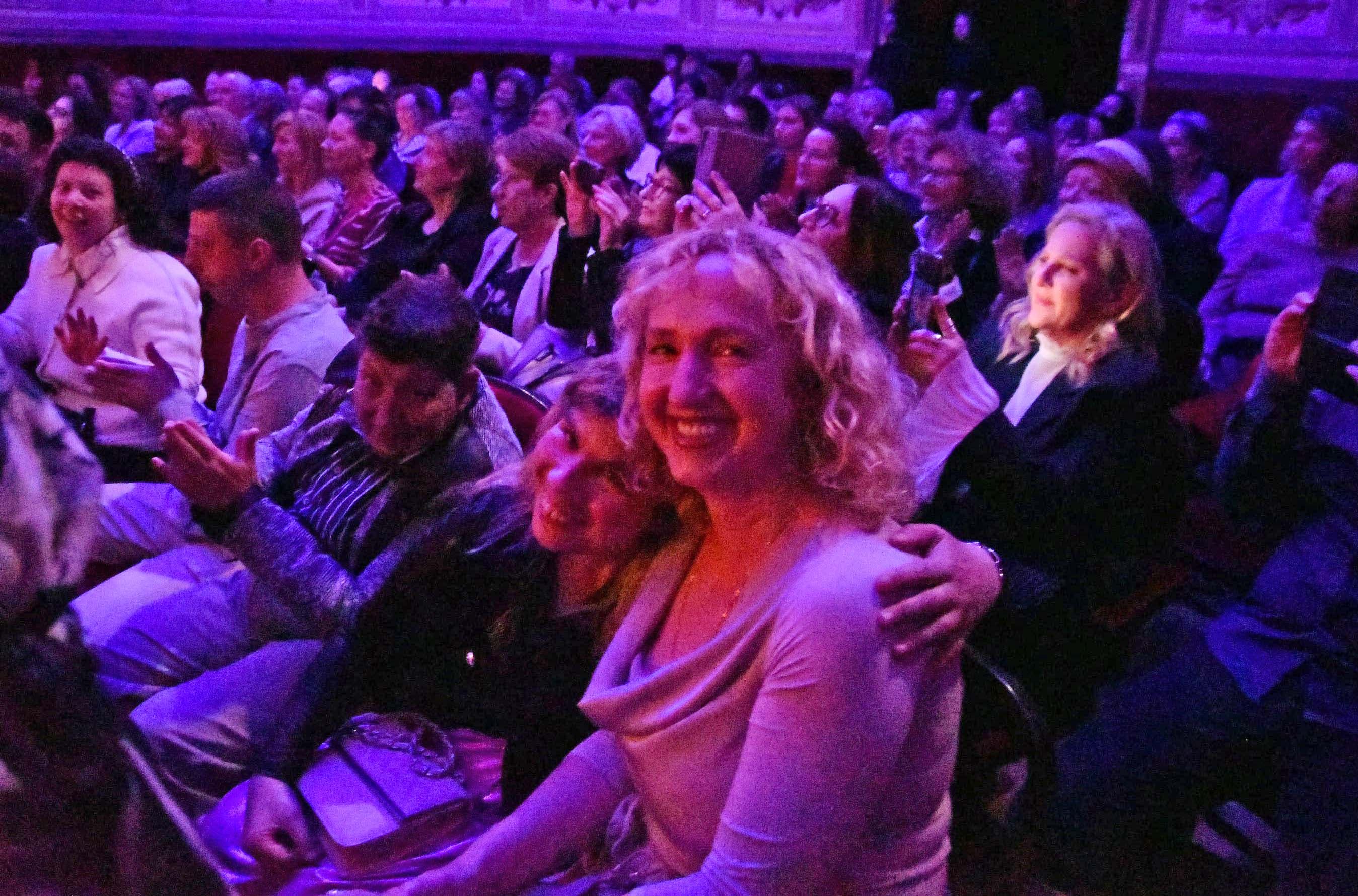 Humanitarni koncert Ane Rucner u Kazalištu Marina Držića - Glazbeni spektakl u službi inkluzije, zajedništva i duhovne povezanosti - slika 3