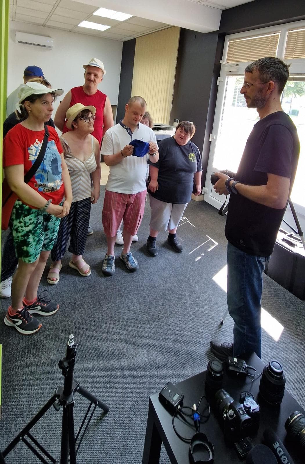 Članovi Udruge OSIT Bjelovar sudjeluju u radionici fotografije pod vodstvom snimatelja - slika 2