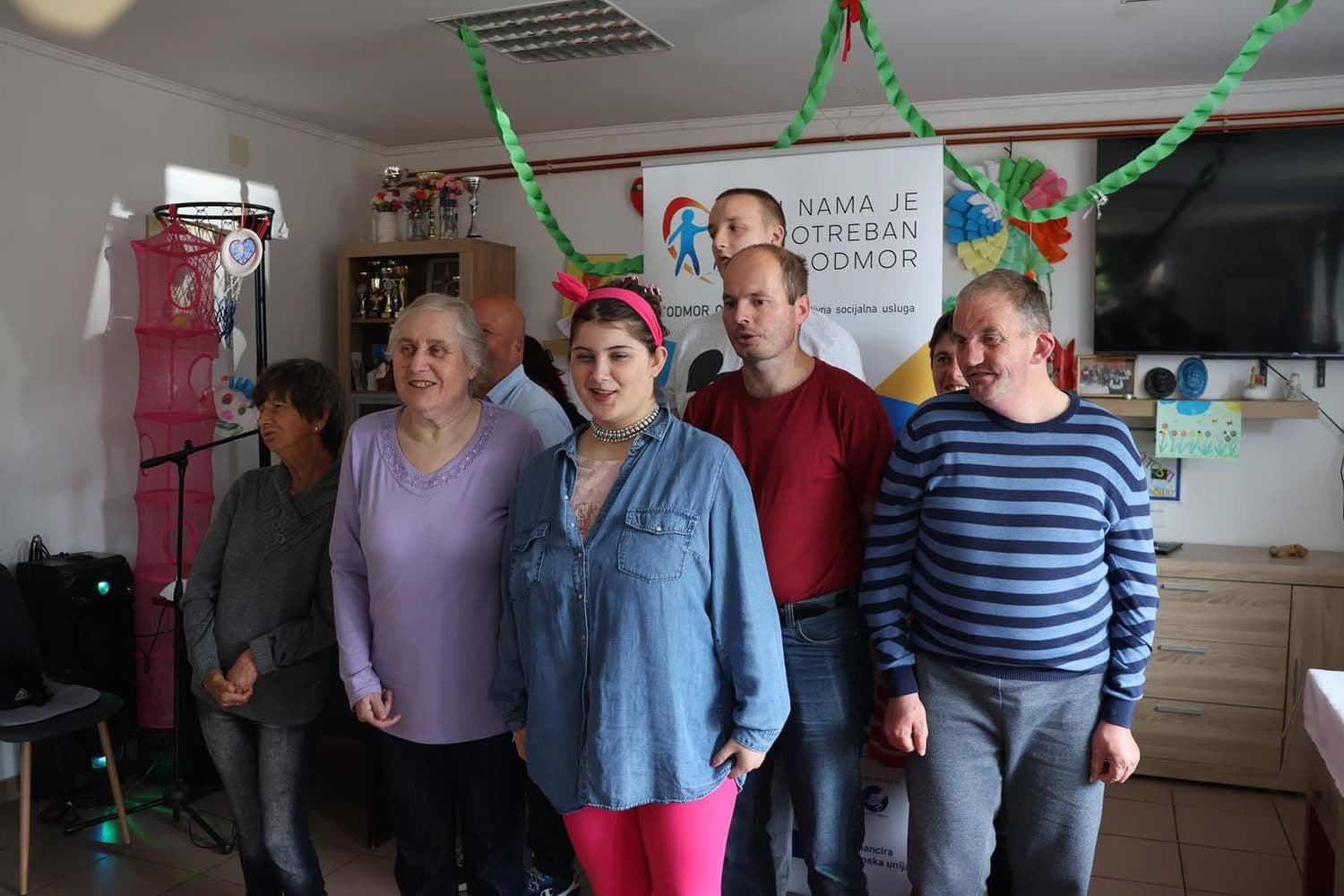Održana početna konferencija projekta „I nama je potreban odmor“ u Đurmancu - slika 2