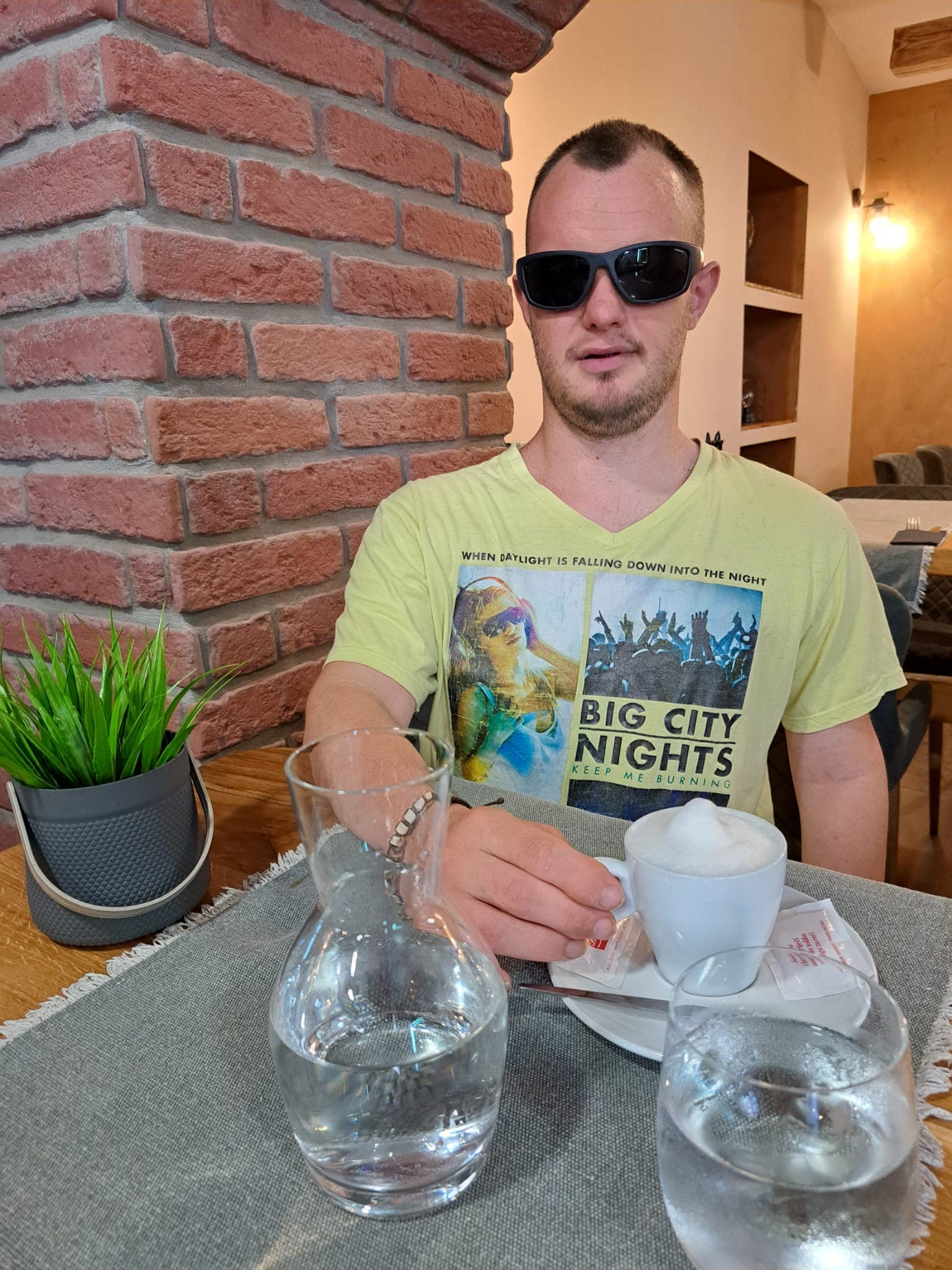 Tin Merćep Ivančić - Anđeo na Zemlji - slika 1