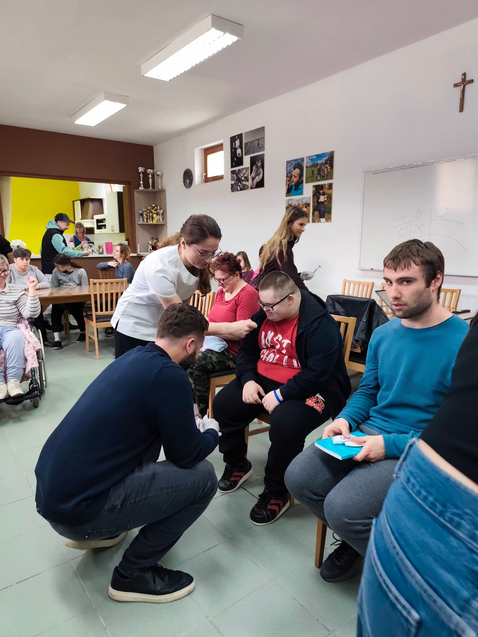 Udrugu Jaglac Orahovica posjetili studenti šeste godine dentalne medicine - slika 6
