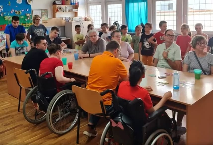 Đakovački „nevenovci“ na Danima otvorenih vrata učili o granicama i ljubavi! - slika 6