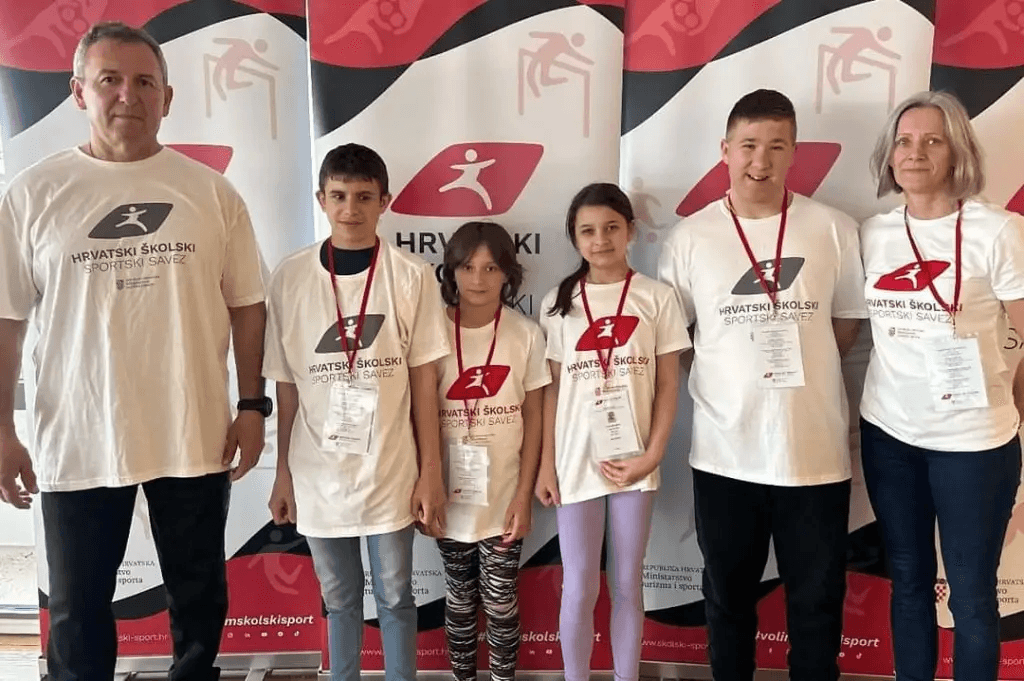 Tri medalje s natjecanja u Poreču u Bjelovar donijeli učenici s intelektualnim teškoćama - slika 5