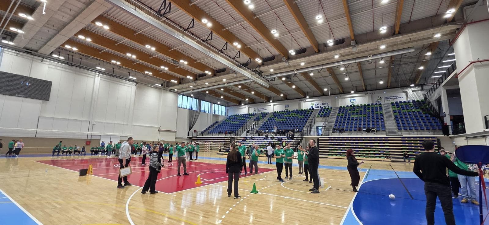 Sportski susreti udruga osoba s intelektualnim teškoćama u Sisku 2025. okupili 200 sudionika - slika 6
