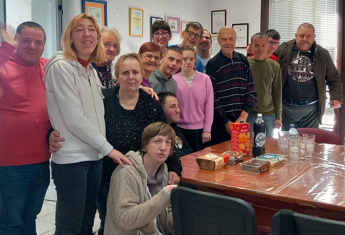 „Božićna priredba“ Udruge osoba s intelektualnim teškoćama Istre (UOITI) te Centra za inkluziju i podršku u zajednici