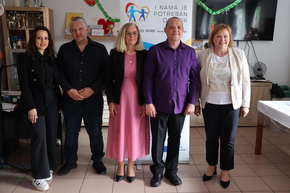 Održana početna konferencija projekta „I nama je potreban odmor“ u Đurmancu - slika 3