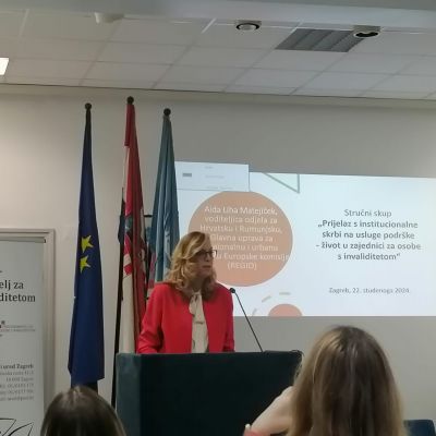 Pravobranitelj za osobe s invaliditetom organizirao stručni skup o životu u zajednici
