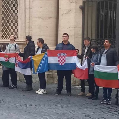 Emanuel Štajcer predstavljao Hrvatsku u Vatikanu: Rukovao se s papom i primio njegov blagoslov
