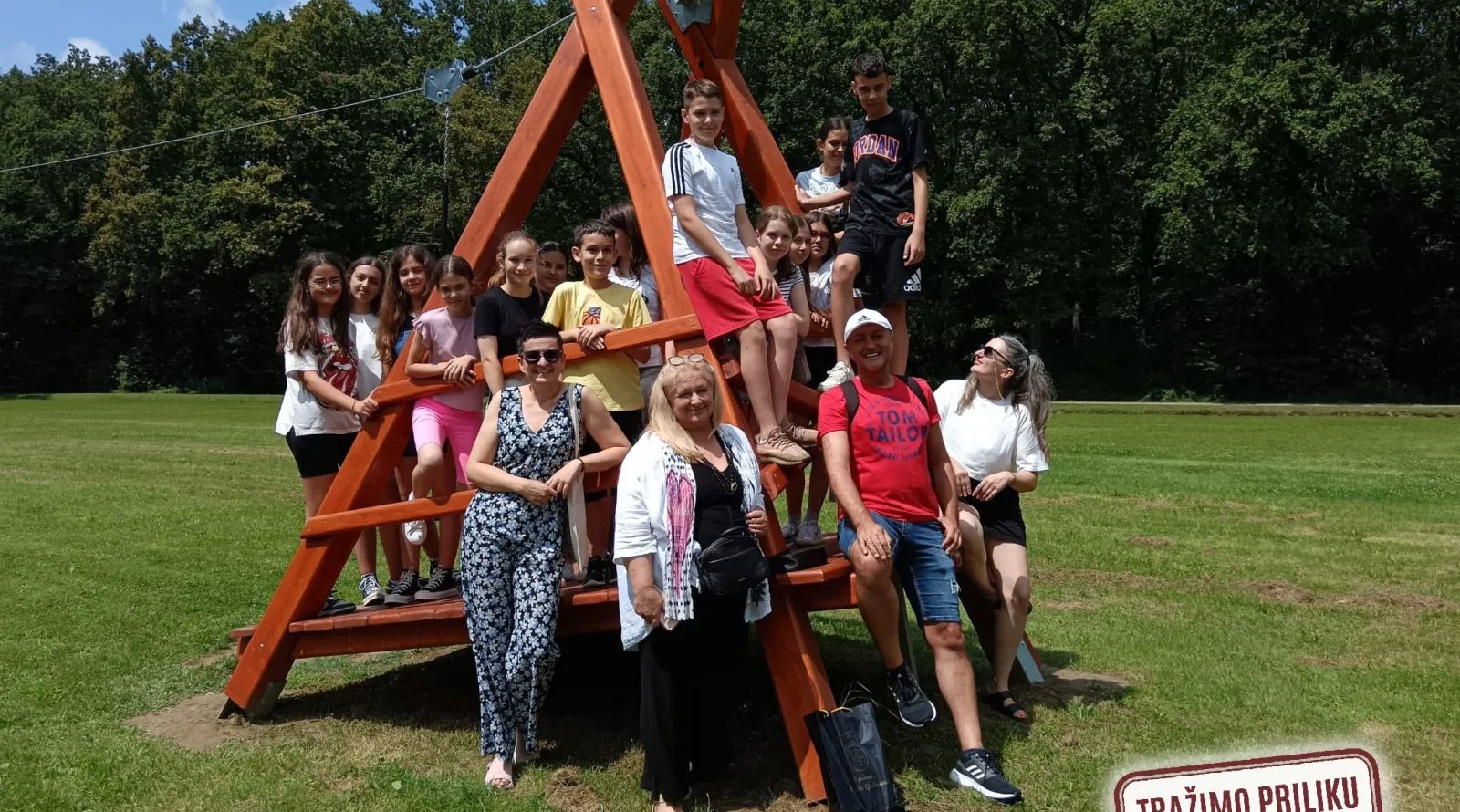Za primjer drugima: Učenici iz Širokog Brijega izrađuju slikovnice o svojim prijateljima s teškoćama Za primjer drugima: Učenici iz Širokog Brijega izrađuju slikovnice o svojim prijateljima s teškoćama