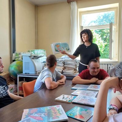 Nema boljeg početka radnog tjedna od odlaska u knjižnicu