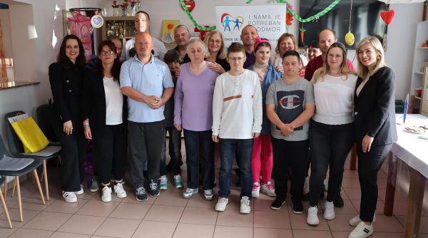 Održana početna konferencija projekta „I nama je potreban odmor“ u Đurmancu Održana početna konferencija projekta „I nama je potreban odmor“ u Đurmancu